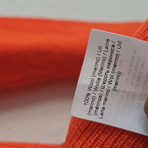 Ganni Open Back Rollneck Sweater in Flame Orange XS Lightweight Spring - Picture 8 of 9